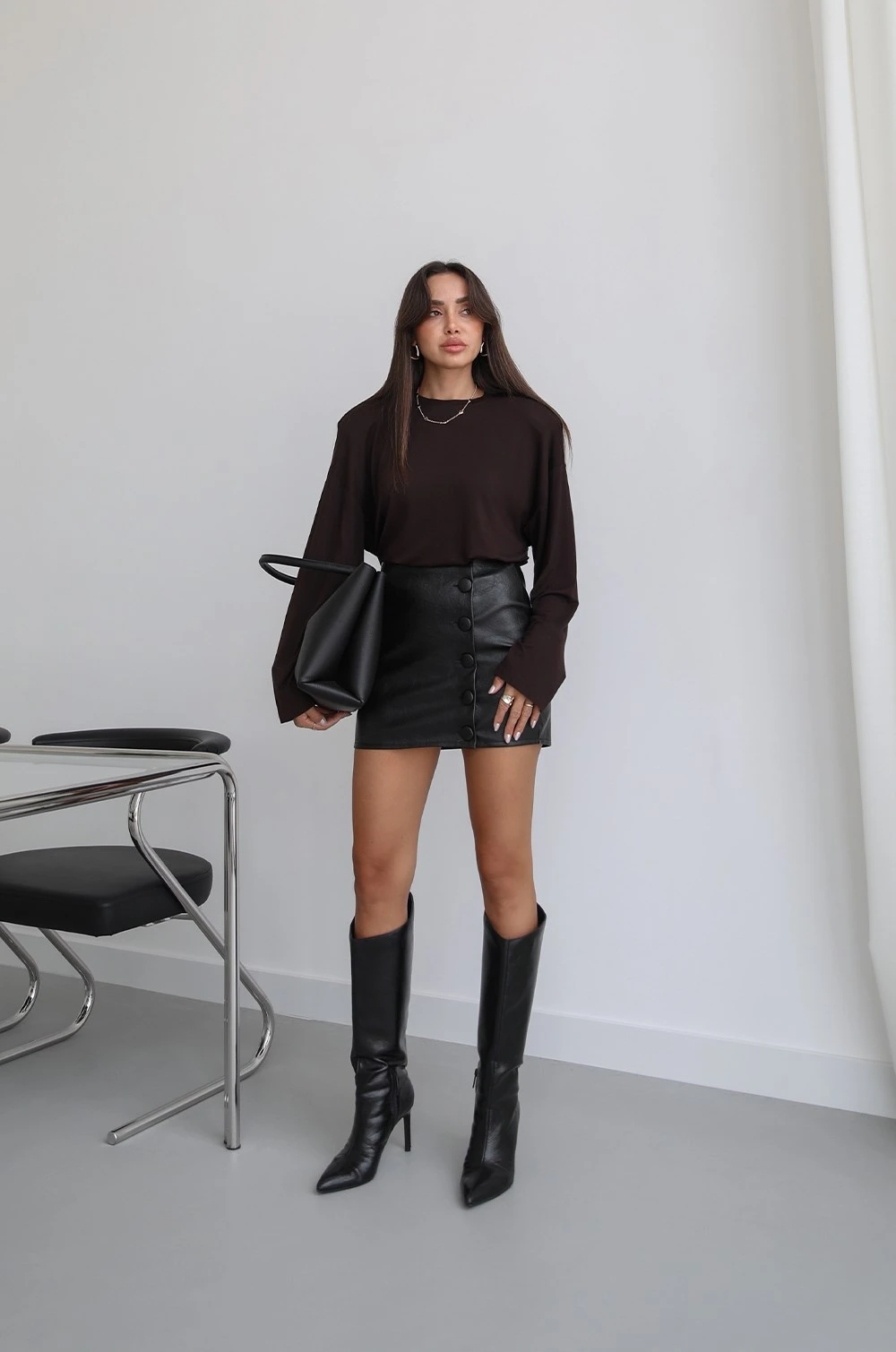 Black Kaplama Button Leather Skirt — photograph 3