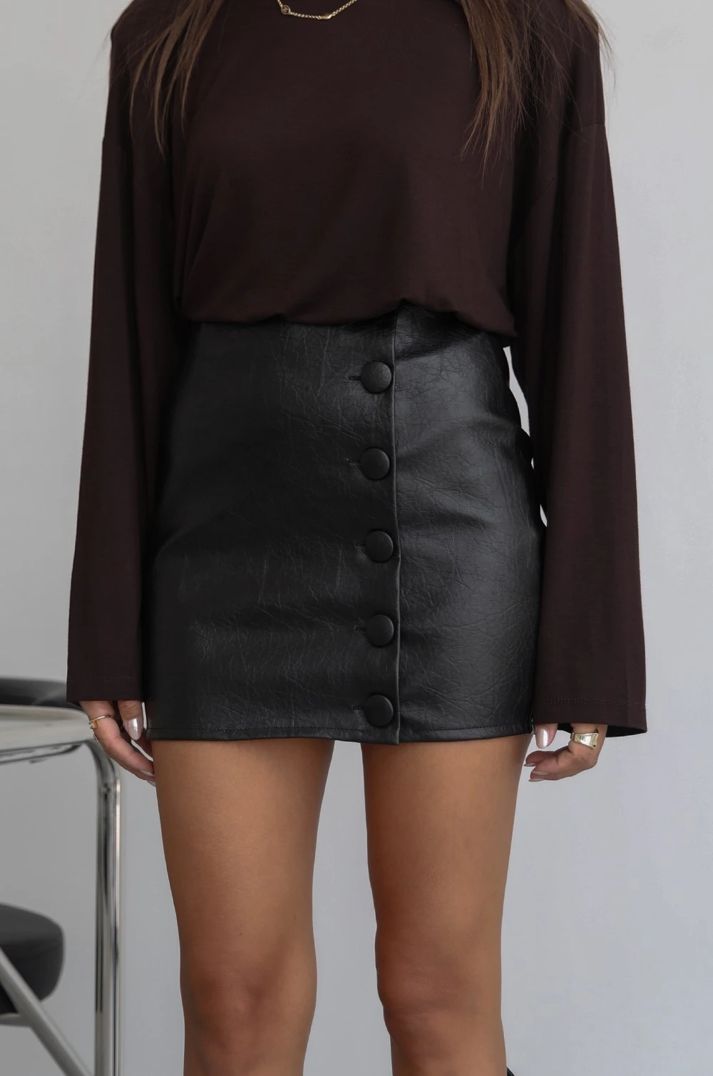 Black Kaplama Button Leather Skirt — photograph 4