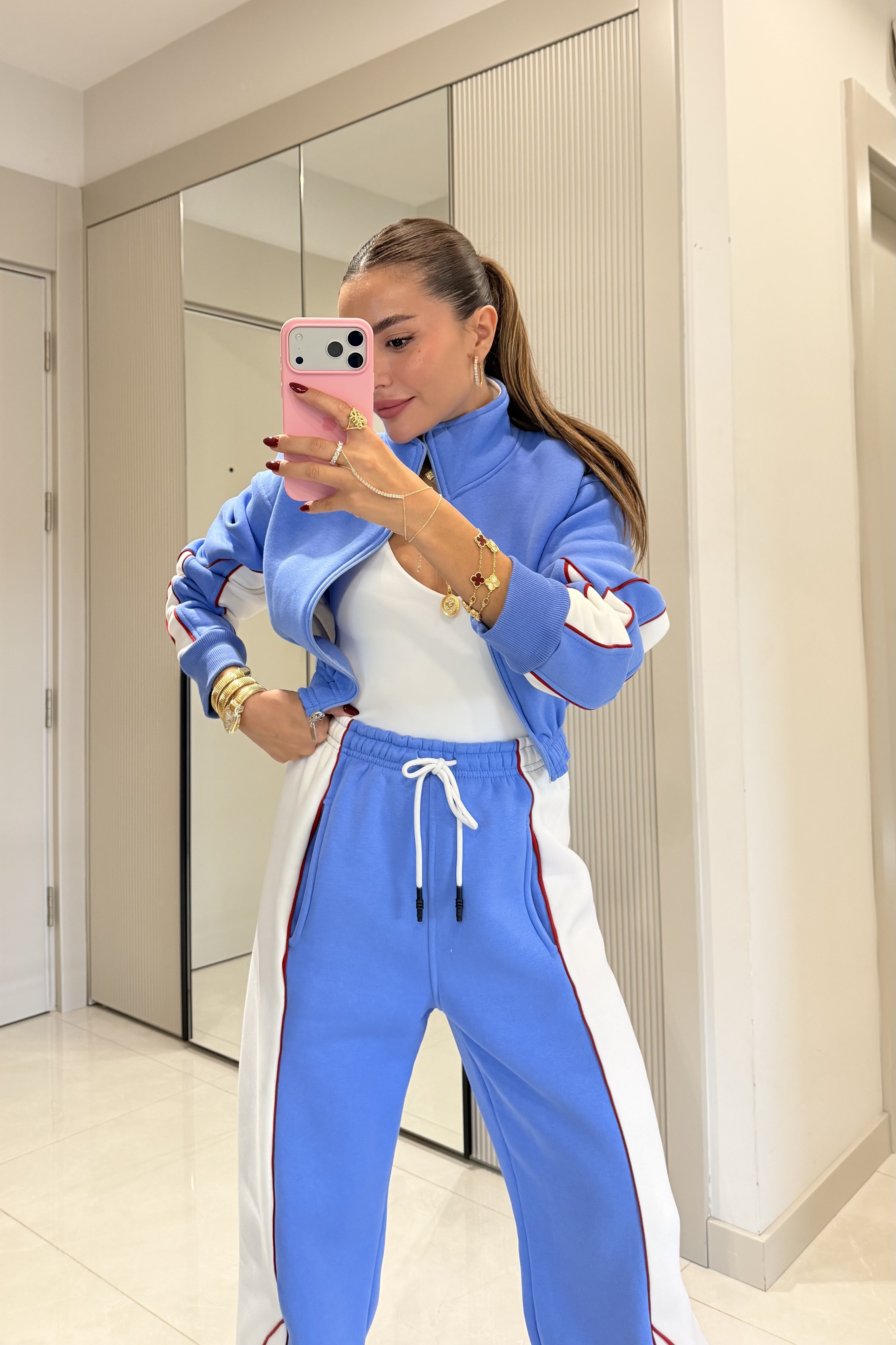 Anabelle Contrast Stripe Fleece Tracksuit Set — photograph 5