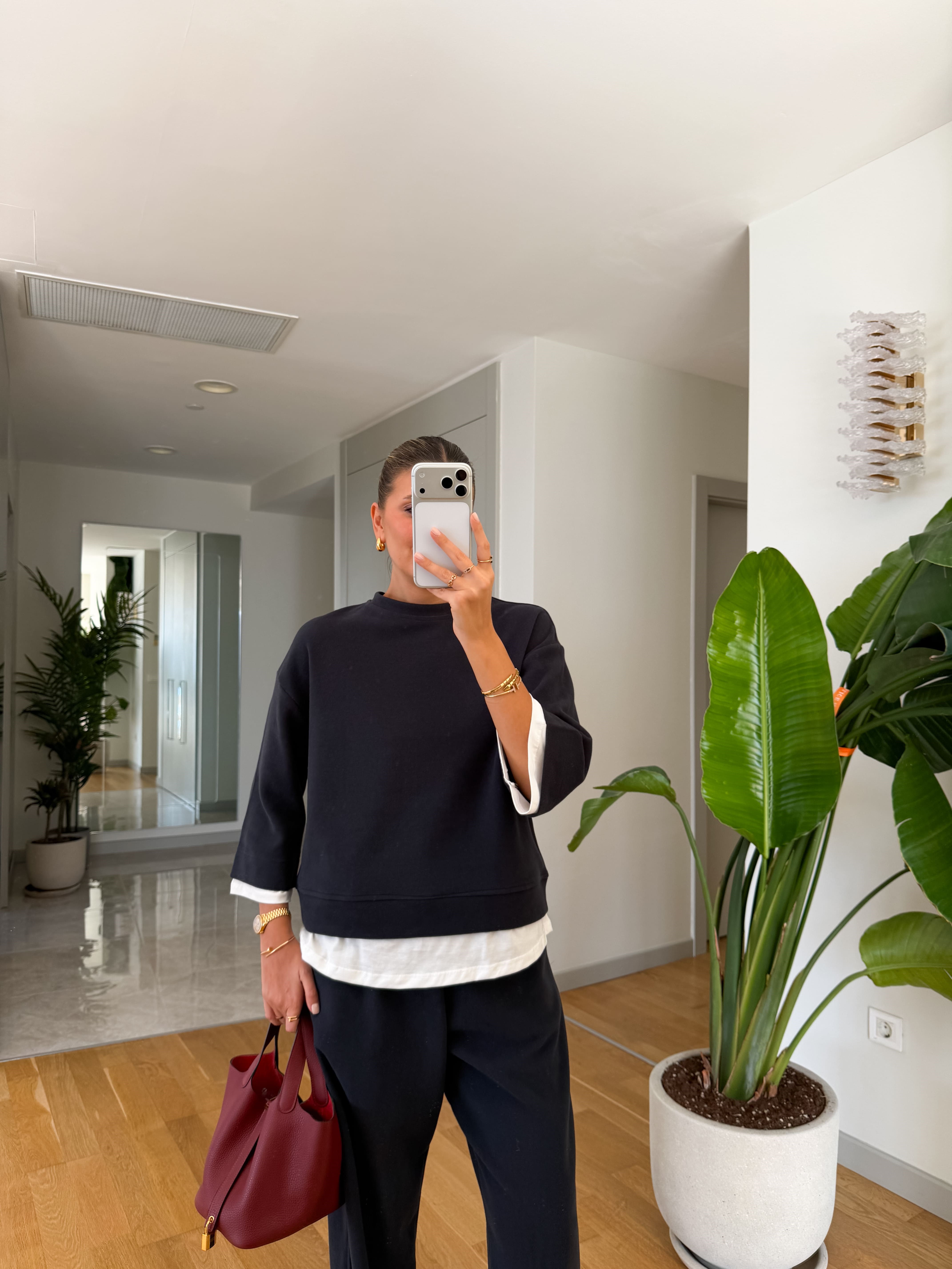 Contrast T Shirt Knit Set — photograph 3