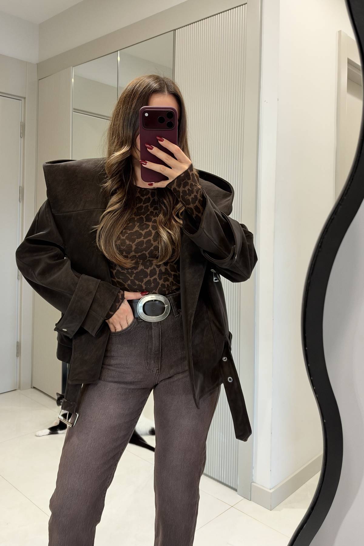 Barcelona Hooded Belt And Zip Detail Jacket — photograph 3