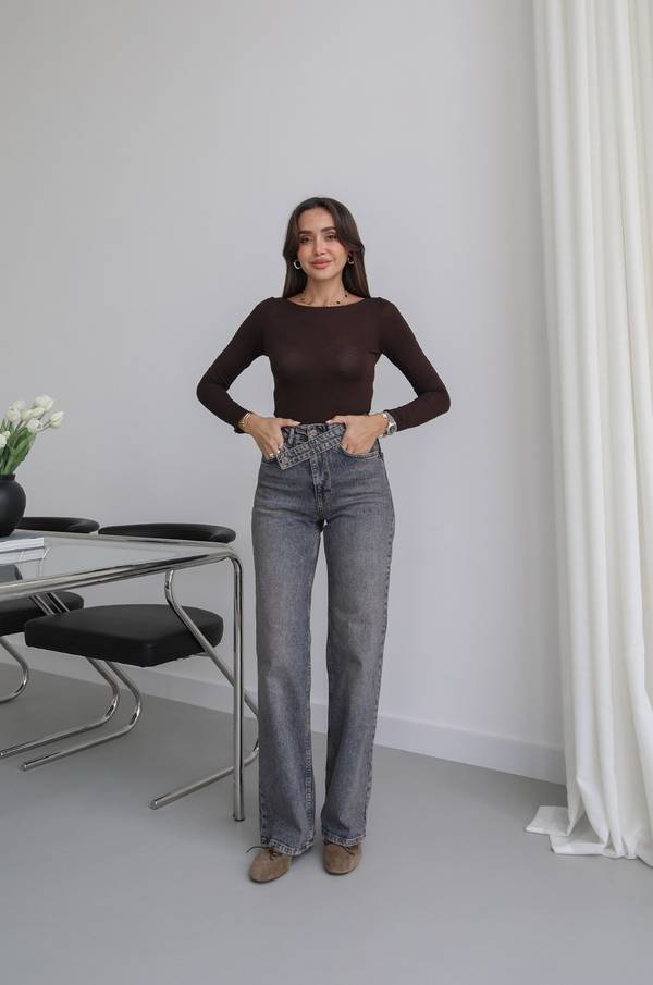 Washed Crossover Belt Detail Jeans
