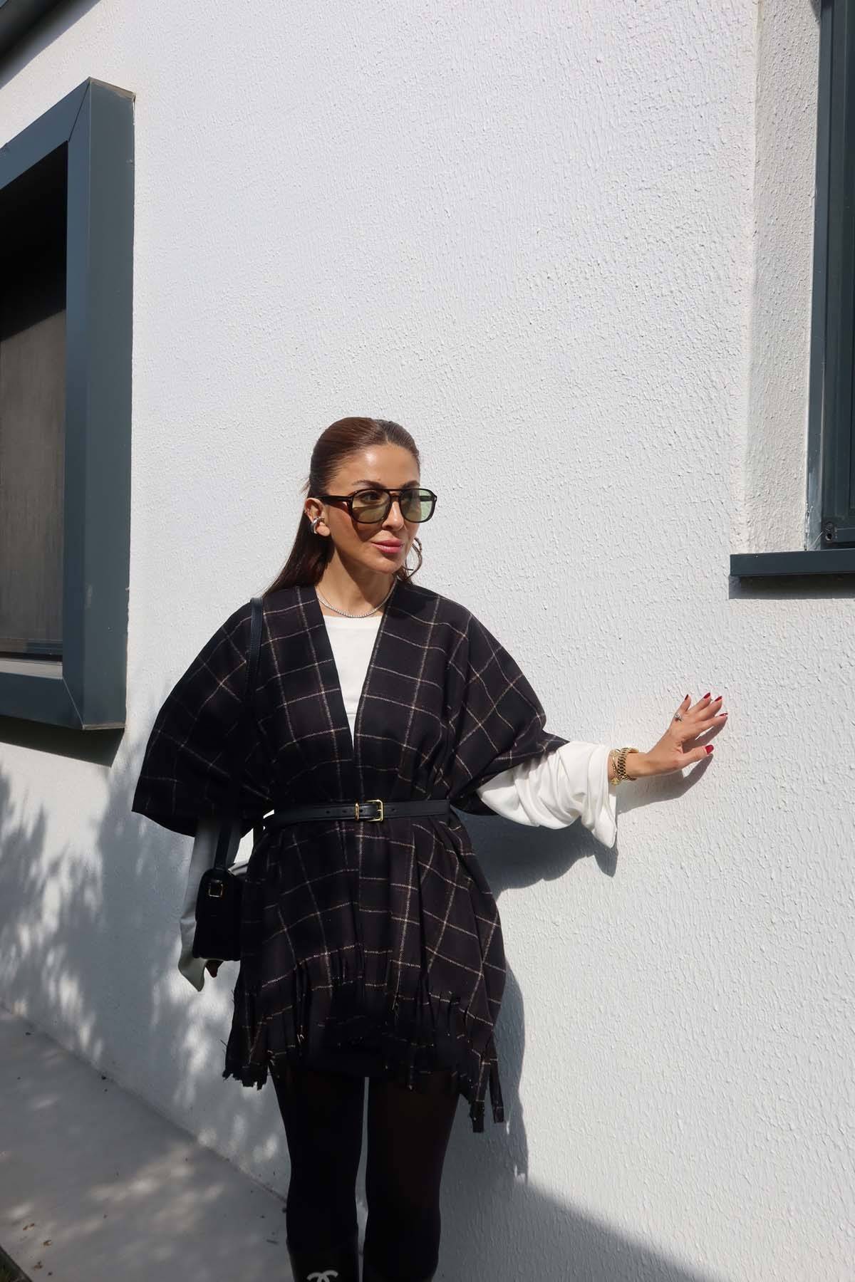 Plaid Tassel Poncho
