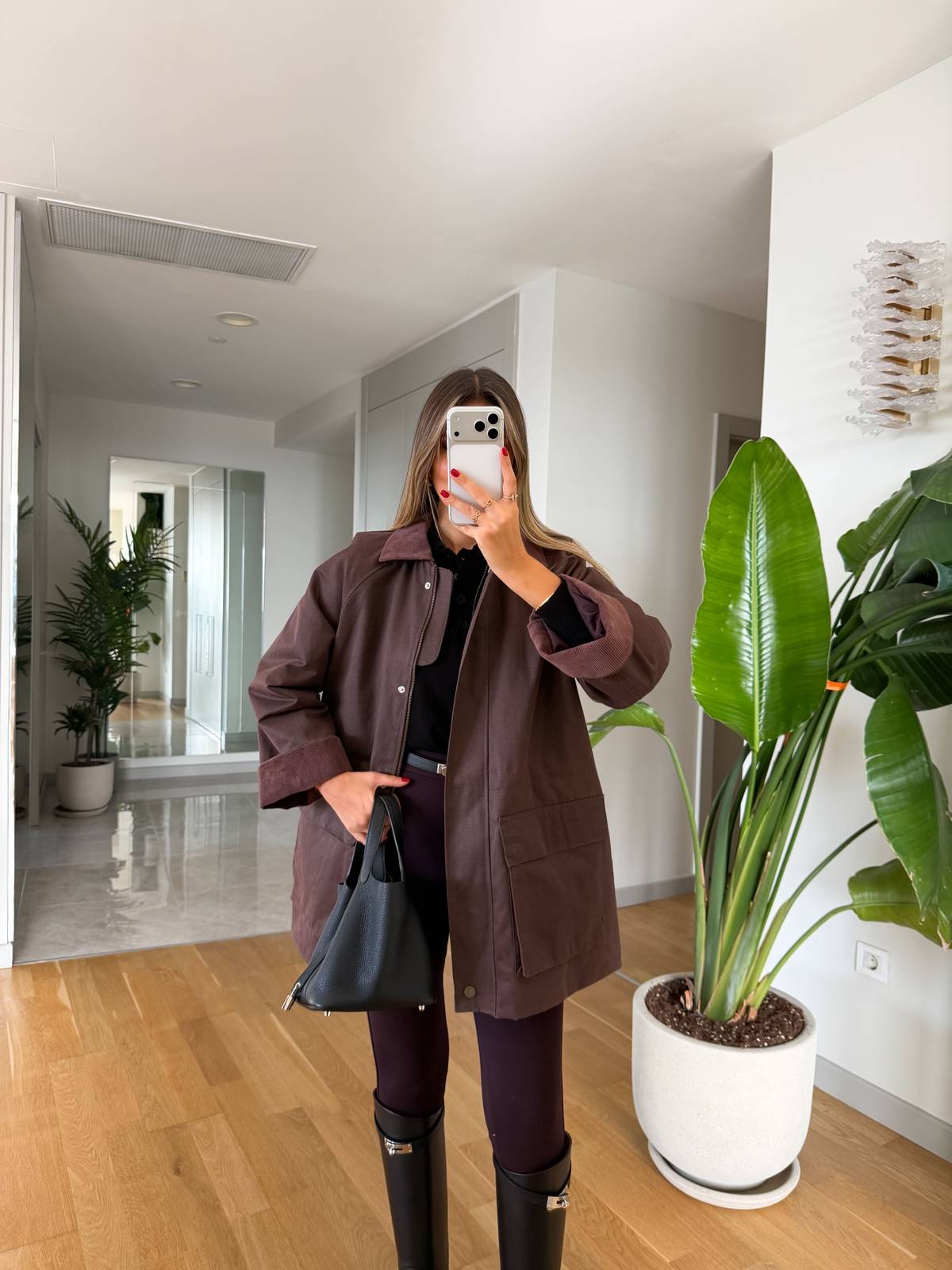 Velvet Collar Waxed Quilted Lined Jacket — photograph 1