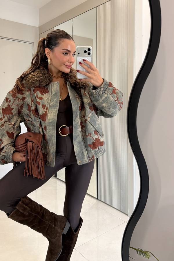 Khaki