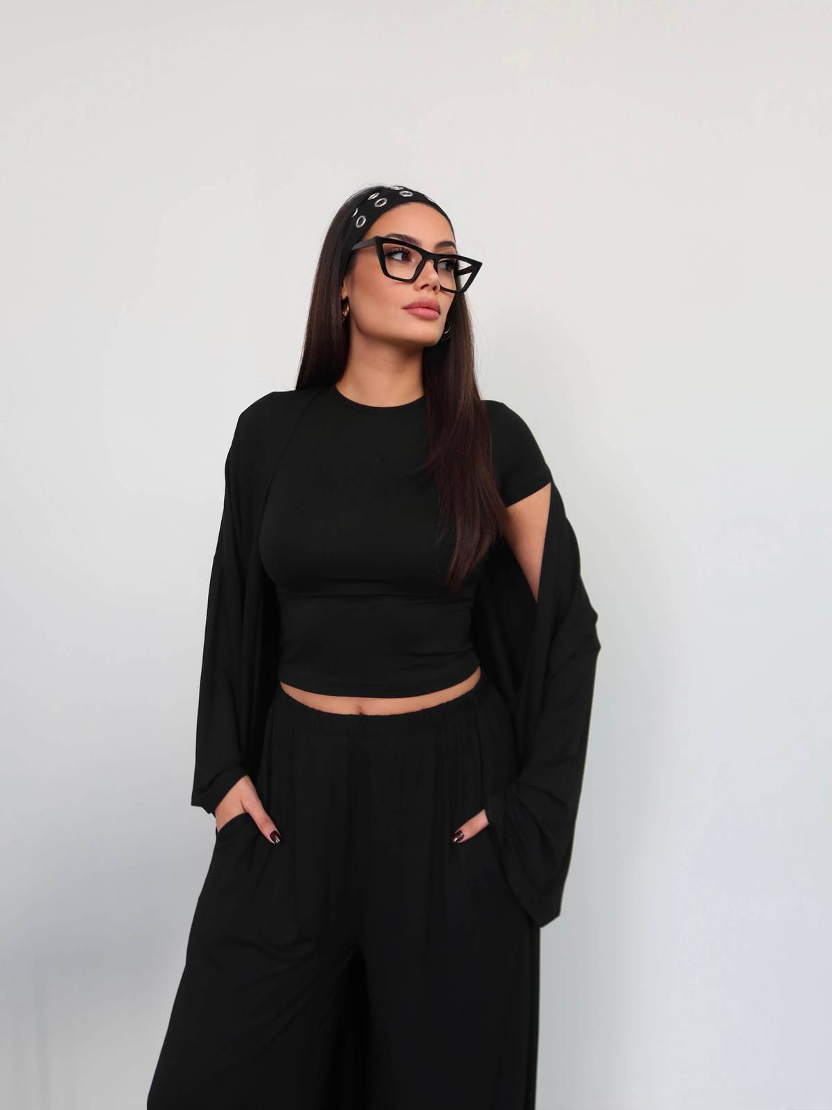 Long Cardigan Relaxed Three Piece Set — photograph 3