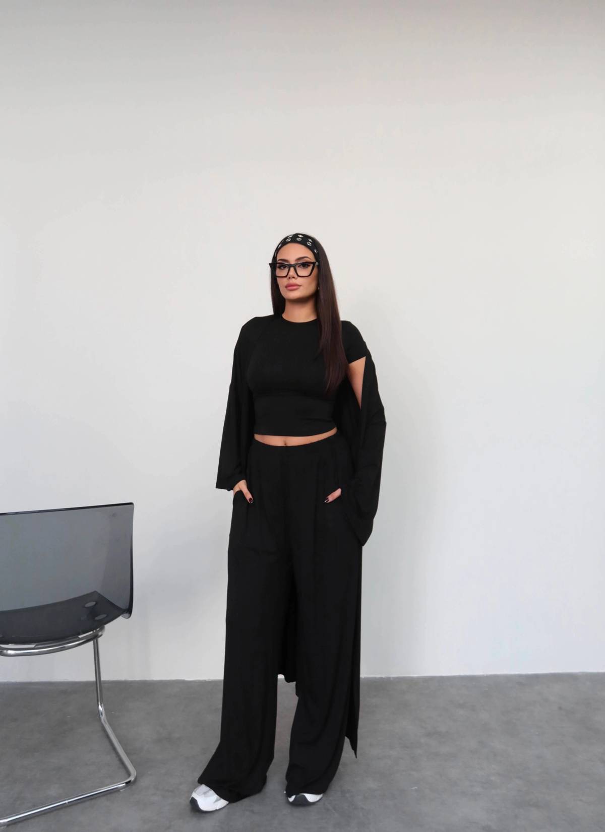 Long Cardigan Relaxed Three Piece Set — photograph 1