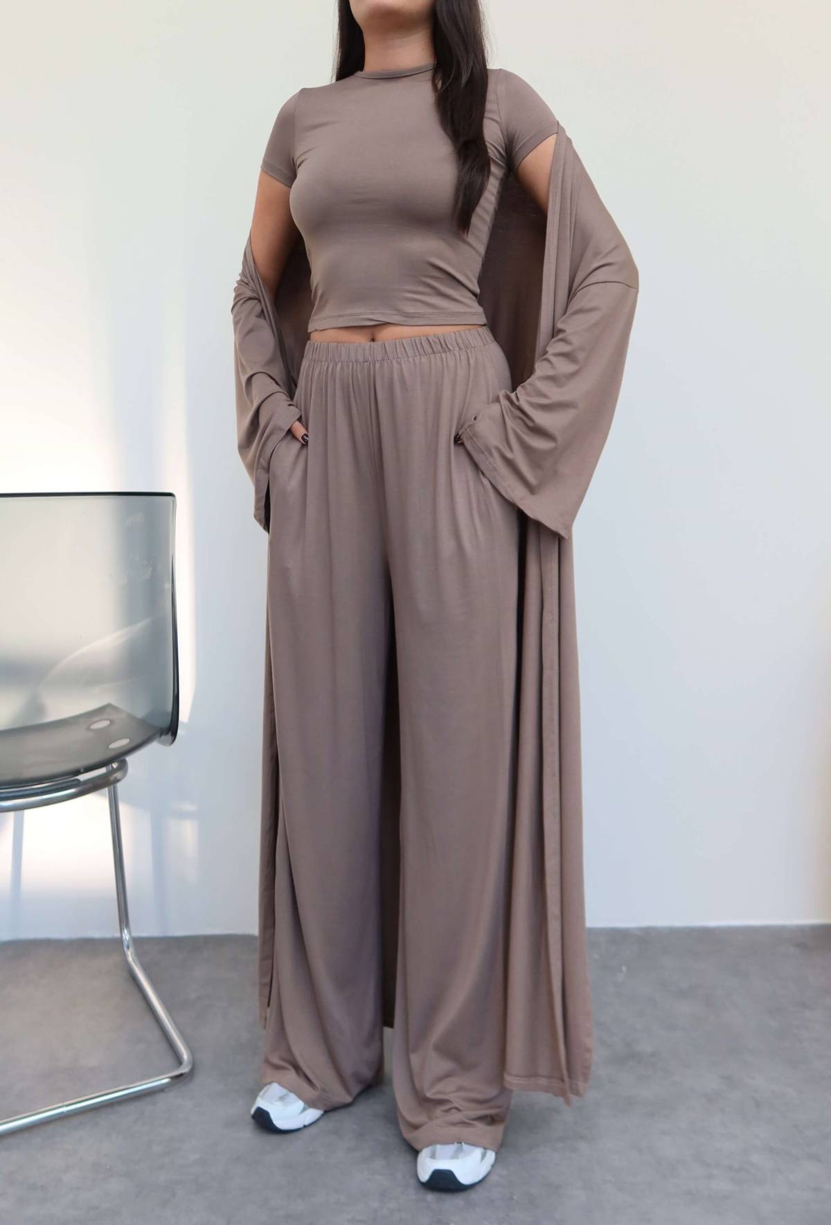 Long Cardigan Relaxed Three Piece Set — photograph 3