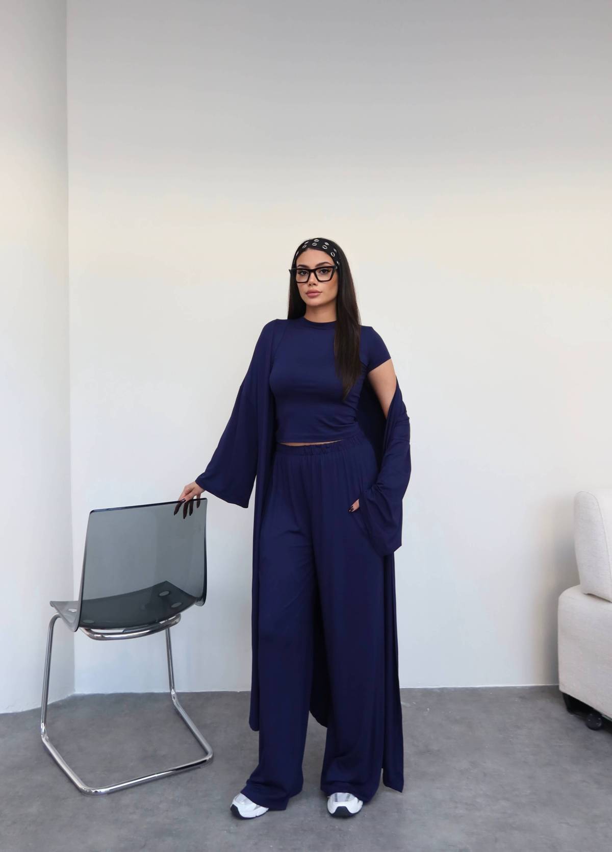 Long Cardigan Relaxed Three Piece Set — photograph 4