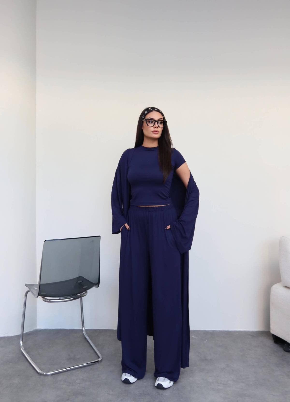 Long Cardigan Relaxed Three Piece Set — photograph 1