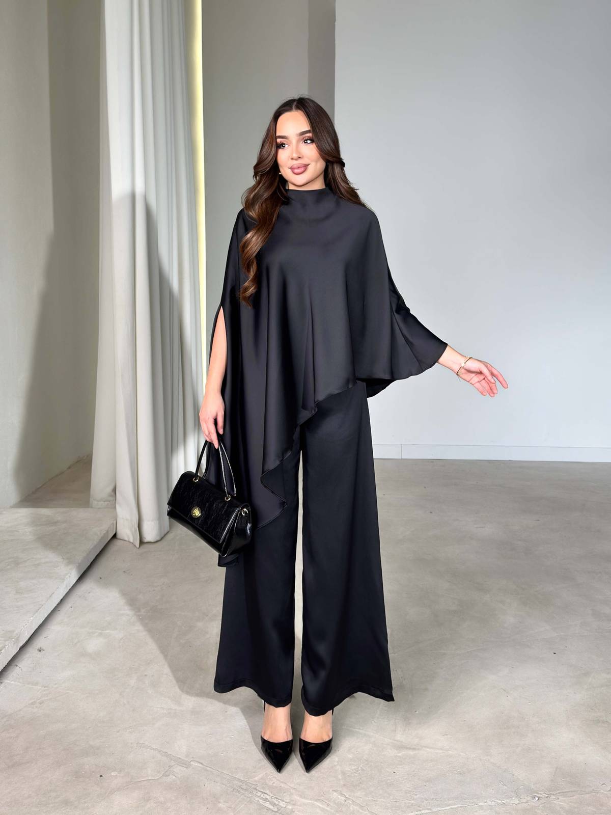Asymmetric Blouse Satin Black Carlo Two-Piece Set — photograph 2