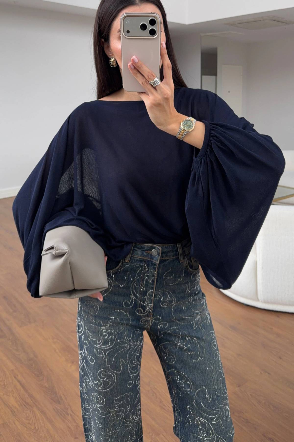 Batwing Sleeve Navy Knit — photograph 3