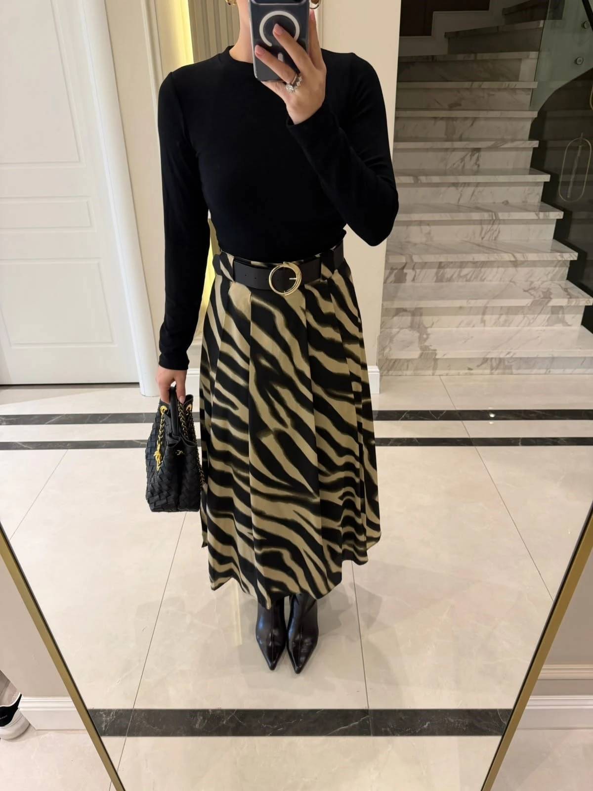Zebra Print Skirt — photograph 2