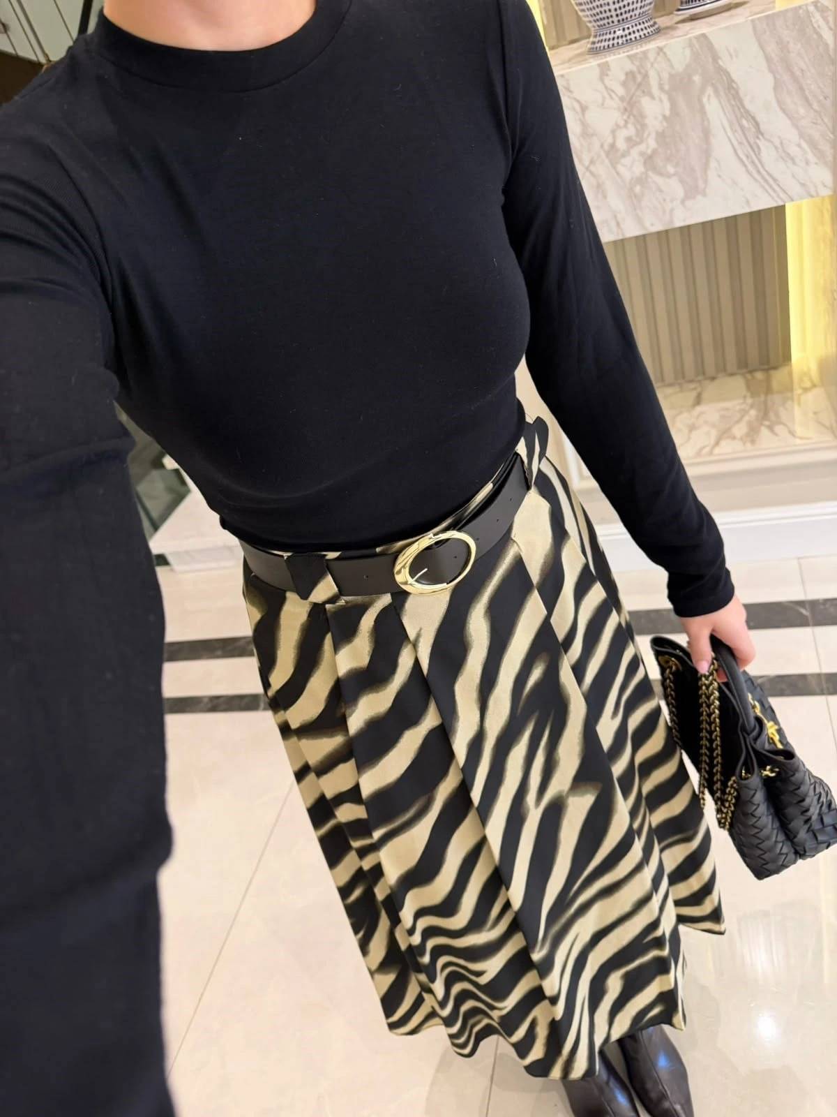 Zebra Print Skirt — photograph 3