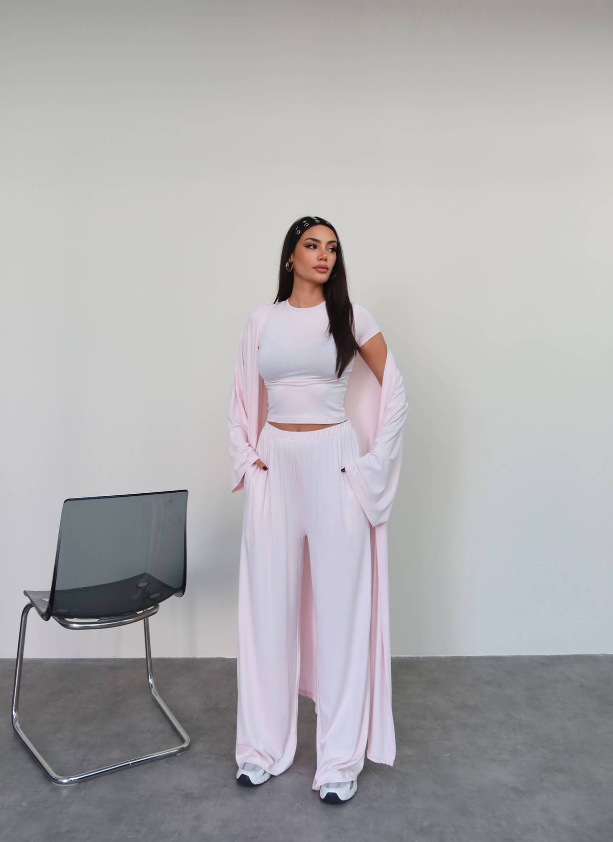 Long Cardigan Relaxed Three Piece Set — photograph 3