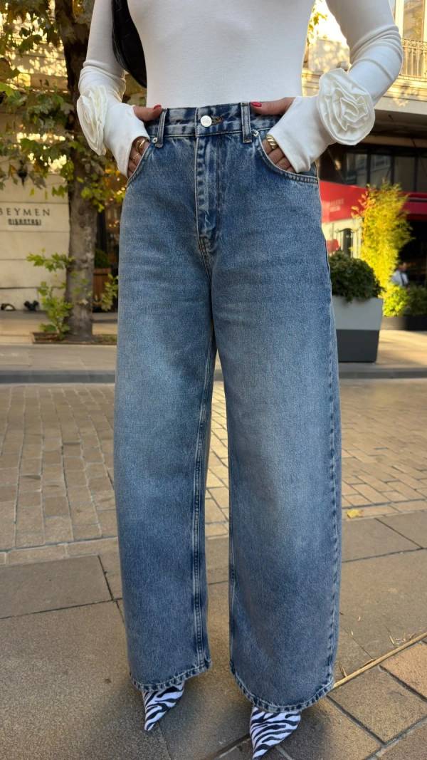 High Waist Stonewash Detail Baggy Jeans