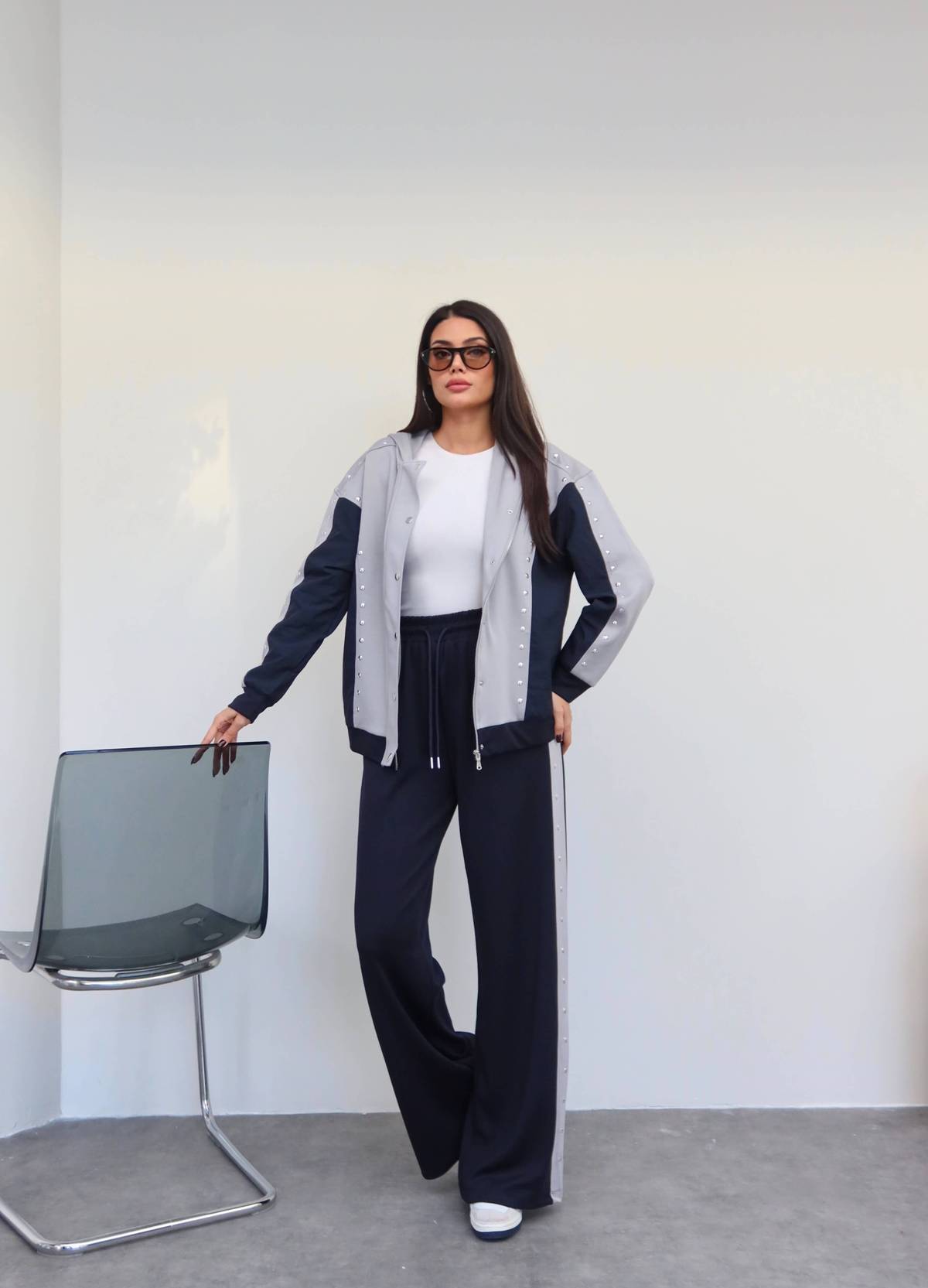 Snap Trim Smart Tracksuit Set — photograph 4
