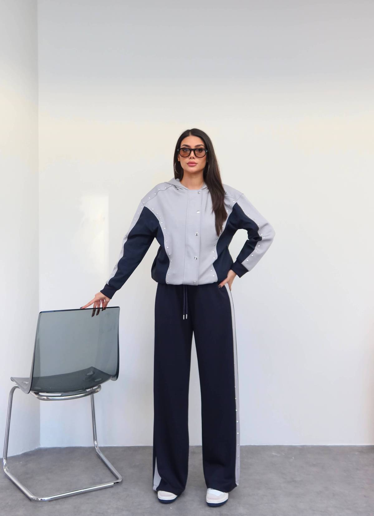 Snap Trim Smart Tracksuit Set — photograph 1