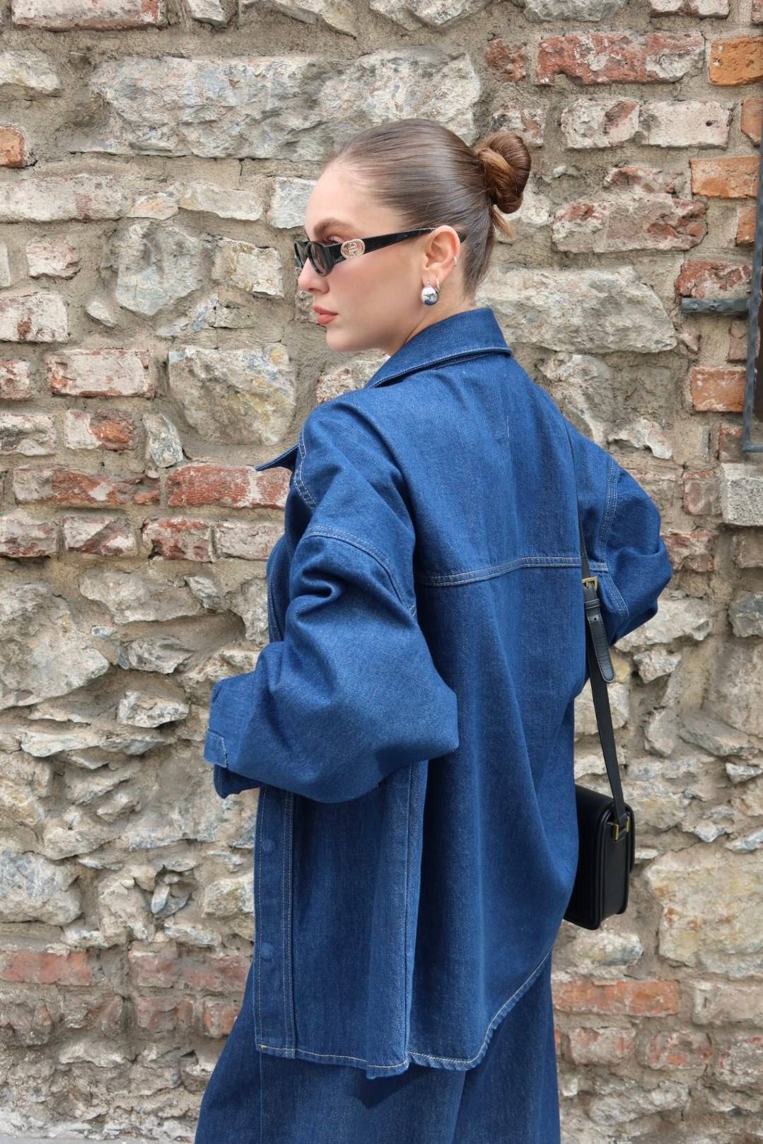 Navy Two Pocket Gizli Button Detail Jacket — photograph 3