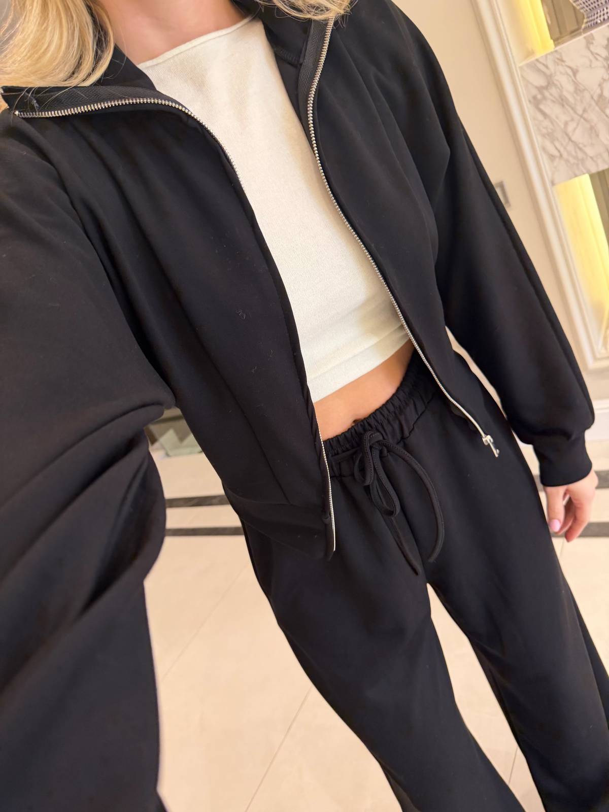 Stand Collar Zip Set — photograph 3