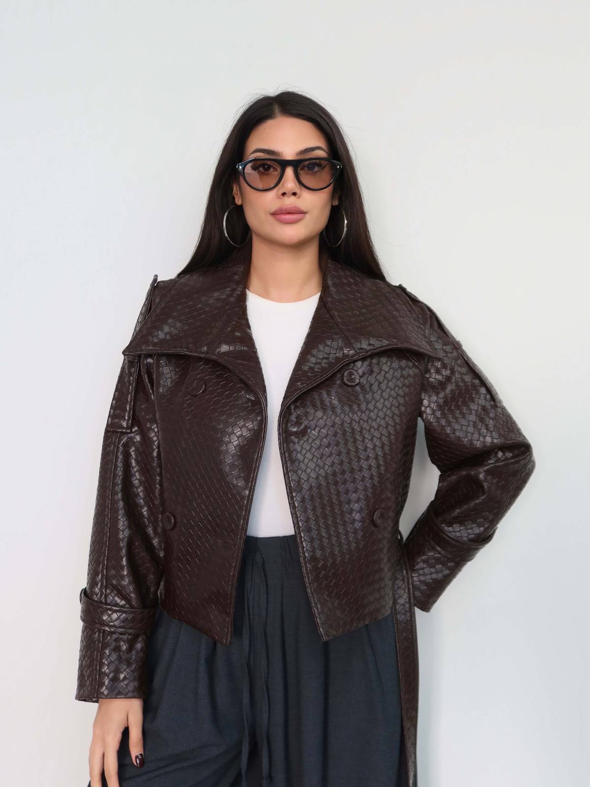 Wide Collar Belted Leather Jacket — photograph 4