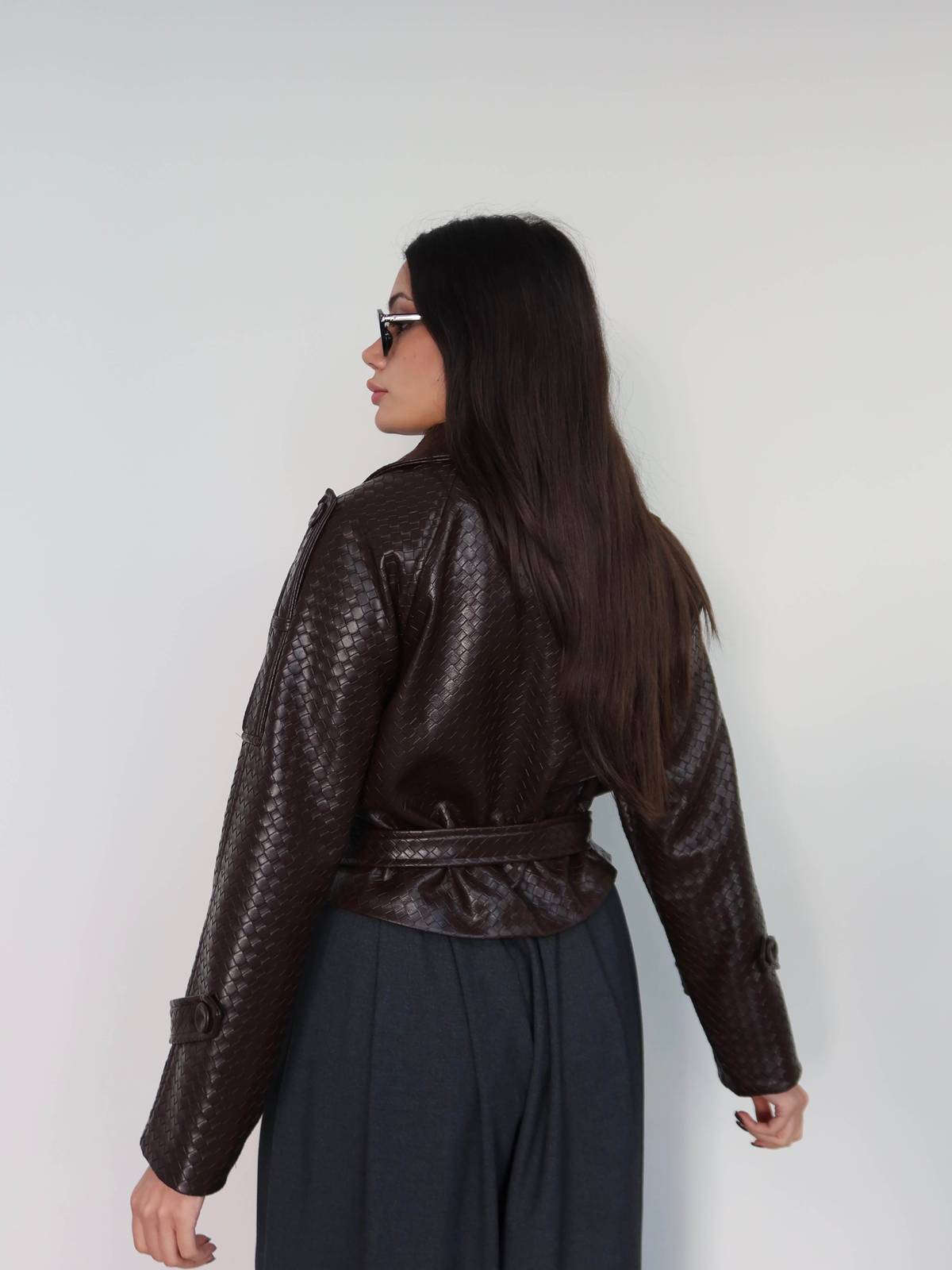 Wide Collar Belted Leather Jacket — photograph 5