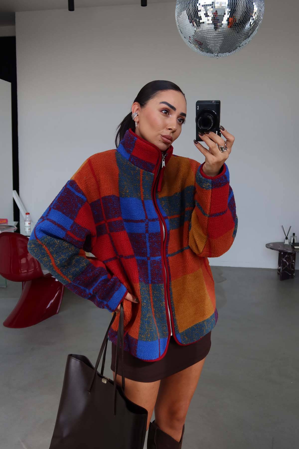 Kangaroo Pocket Fleece Sweatshirt