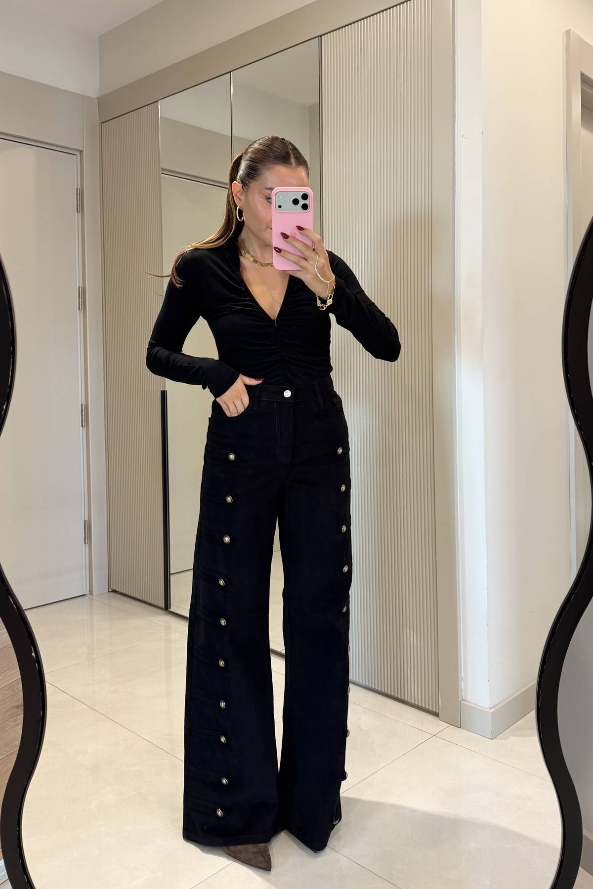 Evelyn Black Epaulette Palazzo Trousers — photograph 4