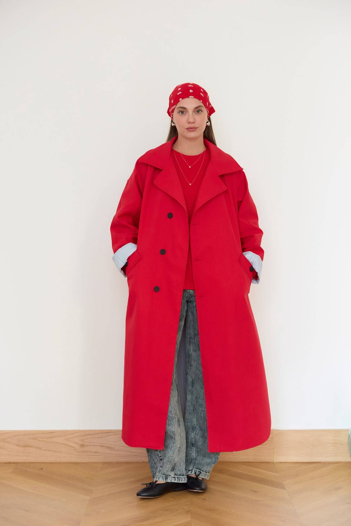 Deep Slit Detail Trench Coat