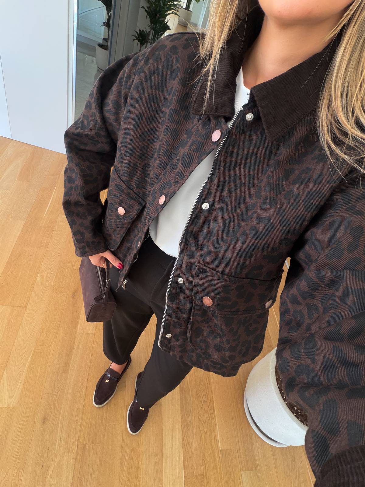 Leopard Print Velvet Collar Jacket — photograph 2