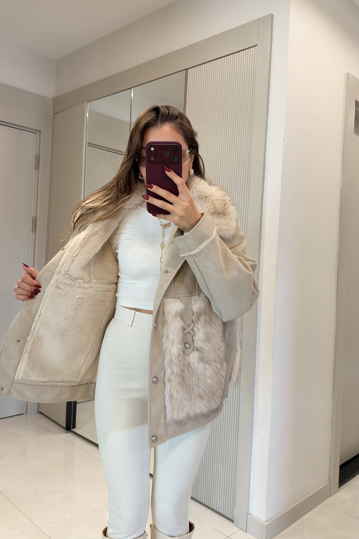 Braga Fur Detail Premium Luxury Coat — photograph 5