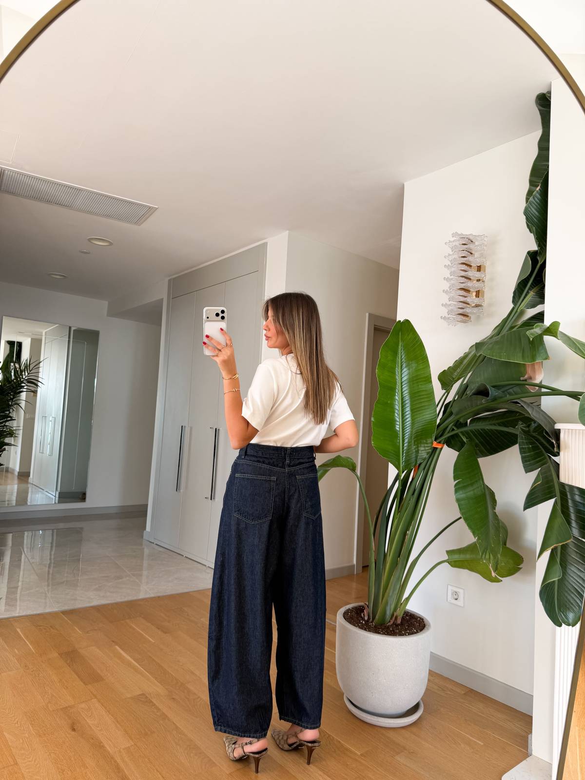 Tensel Barrel Trousers Navy — photograph 4