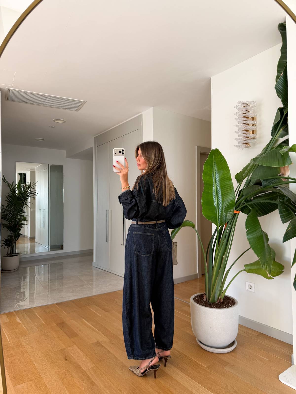 Tensel Barrel Trousers Navy — photograph 5