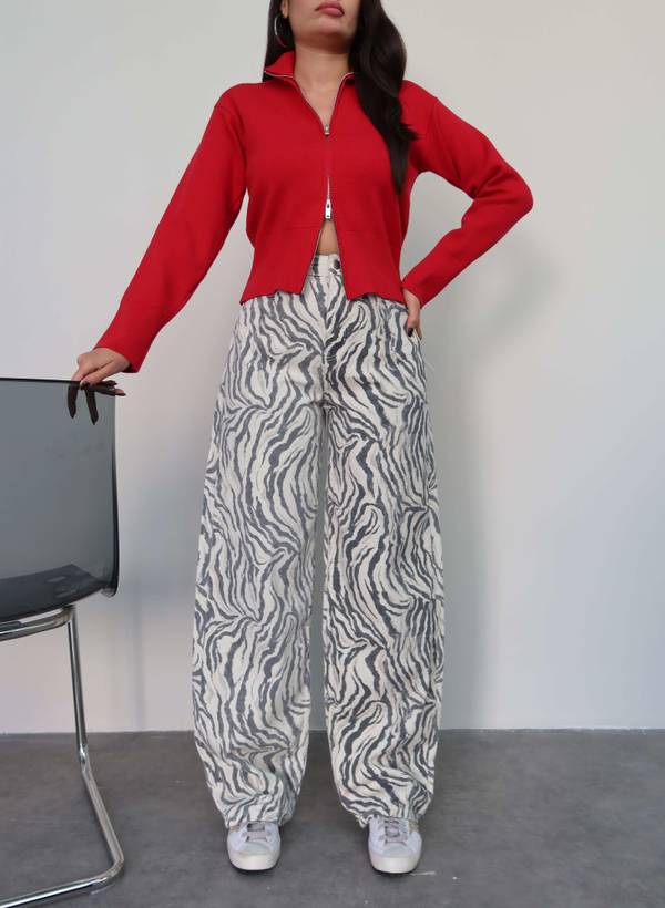 High Waist Loose Fit Jeans