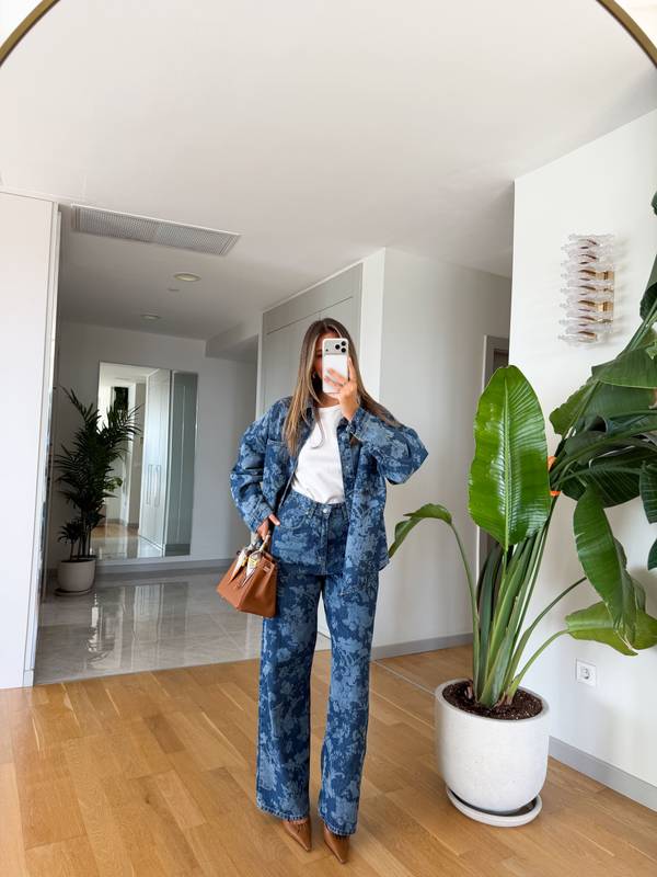 Baggy Patterned Jeans