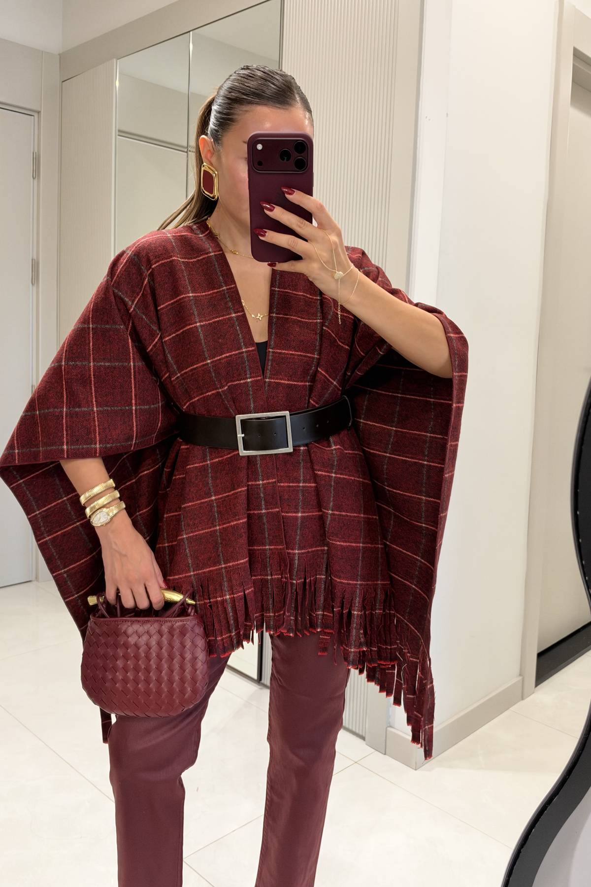 Liora Burgundy Checked Print Tasselled — photograph 4