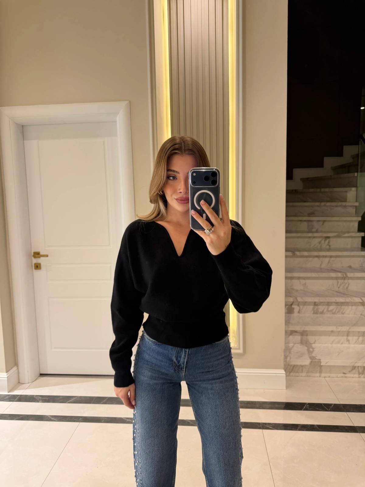 Lara V Neck Jumper