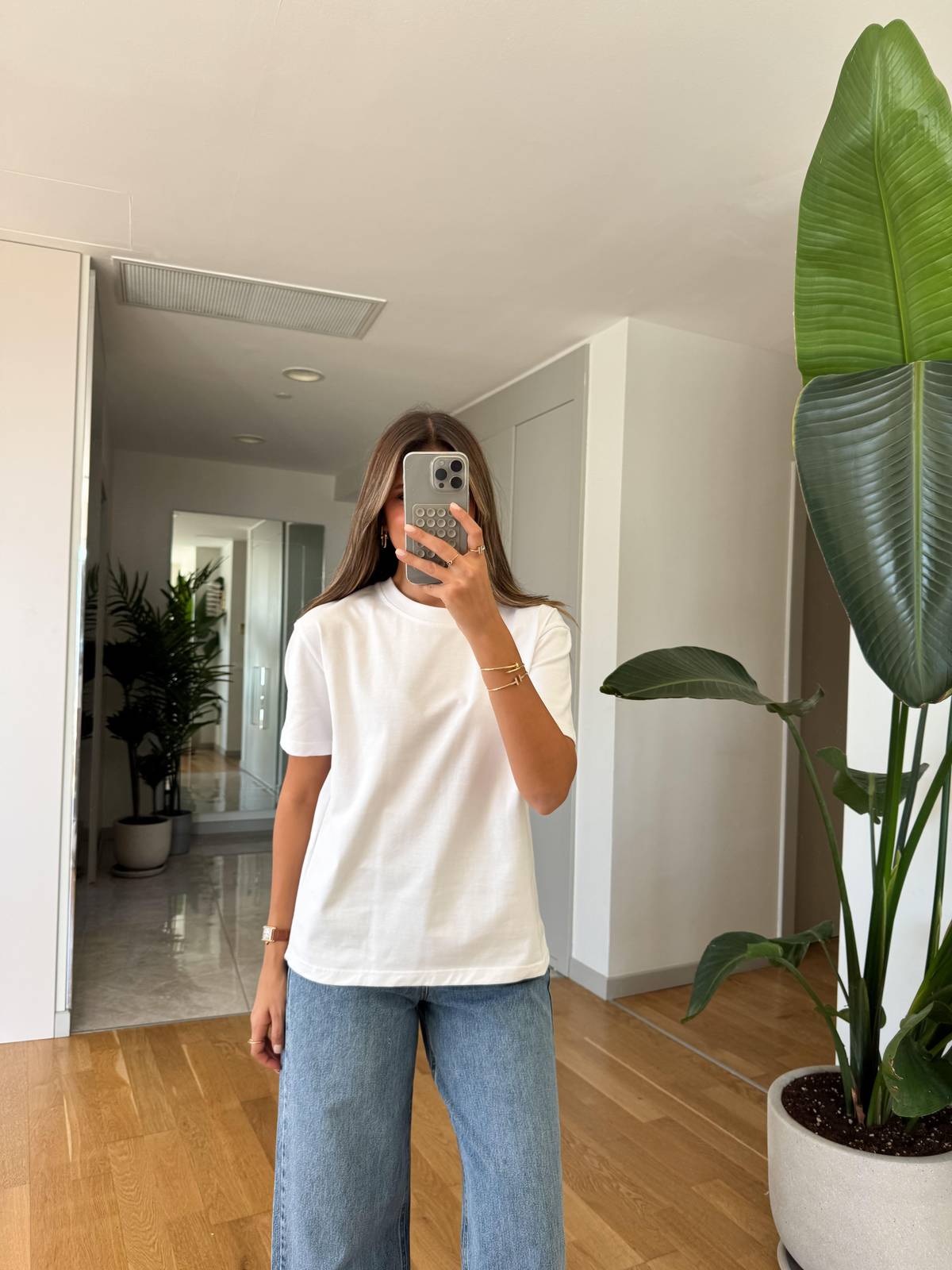 Dekoratif Crew Neck T-Shirt White — photograph 4