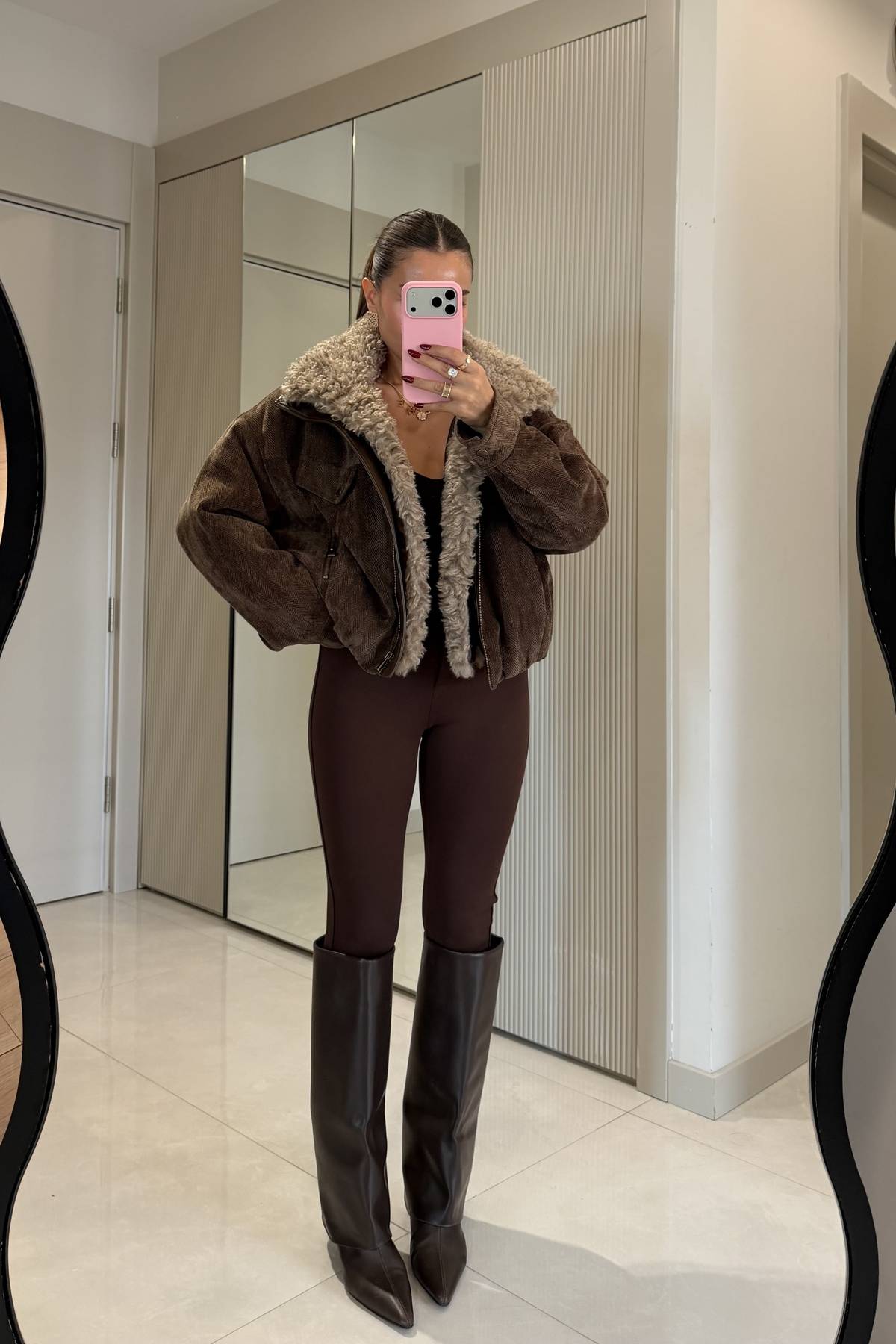 Alaska Premium Fur Lined Coat — photograph 4