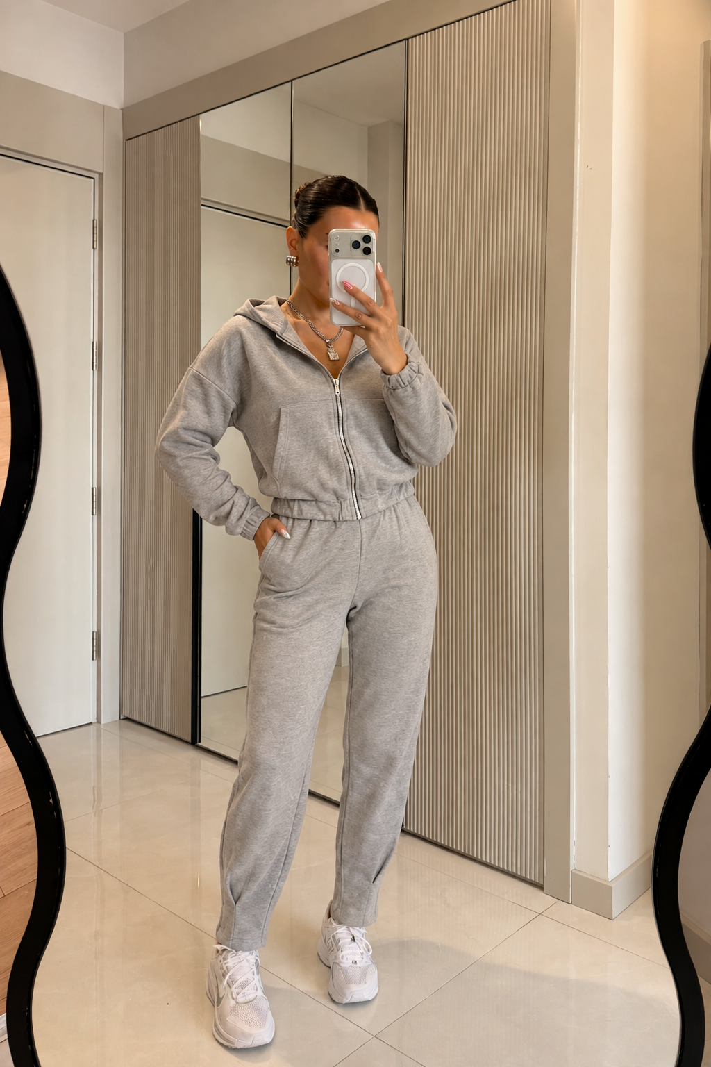Keitha Modal Sports Set