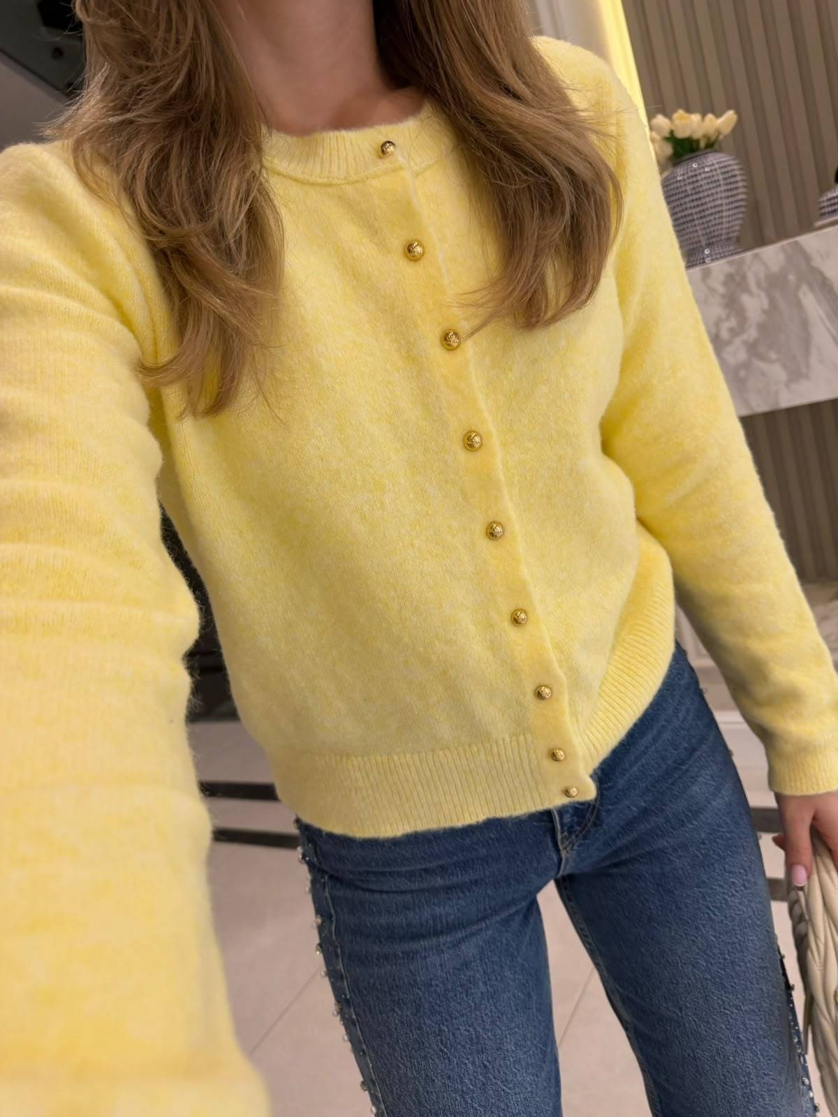 Lara Cardigan — photograph 2
