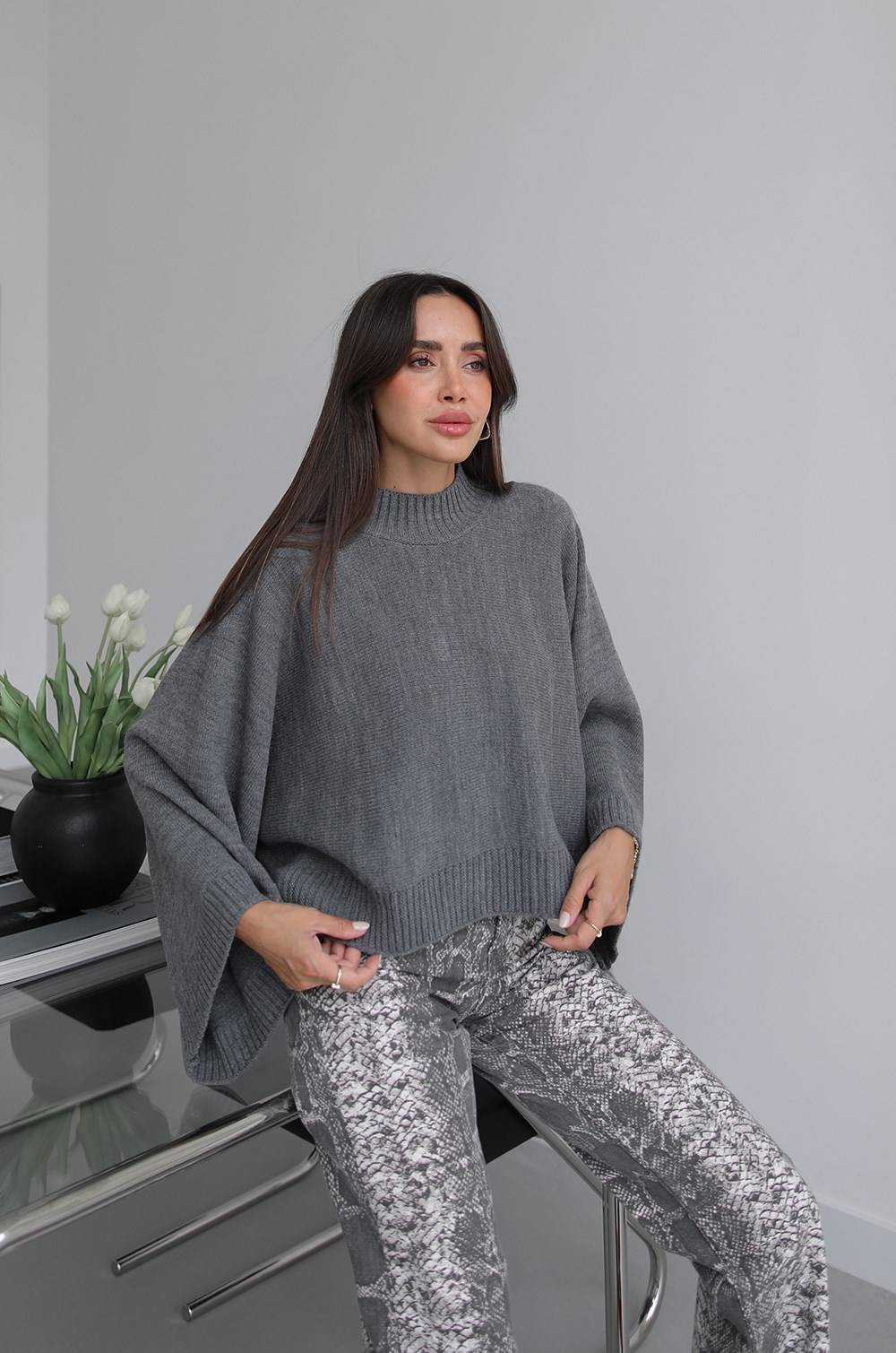 Arden Batwing Sleeve Ribbed Jumper — photograph 2