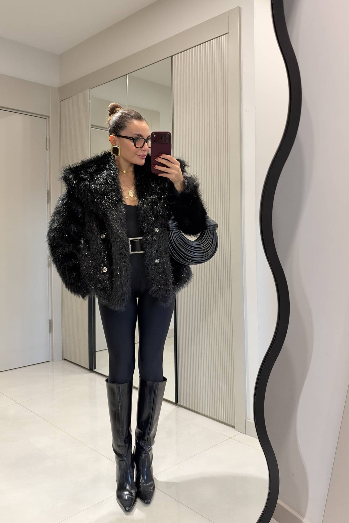 Jamaika Wide Collar Glitter Fur Jacket — photograph 3