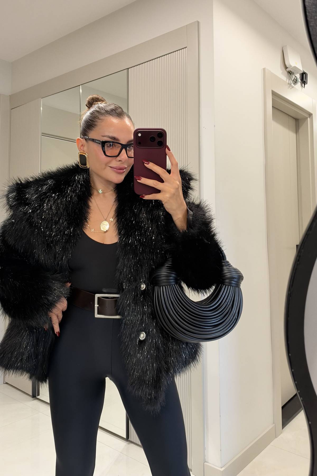 Jamaika Wide Collar Glitter Fur Jacket — photograph 1