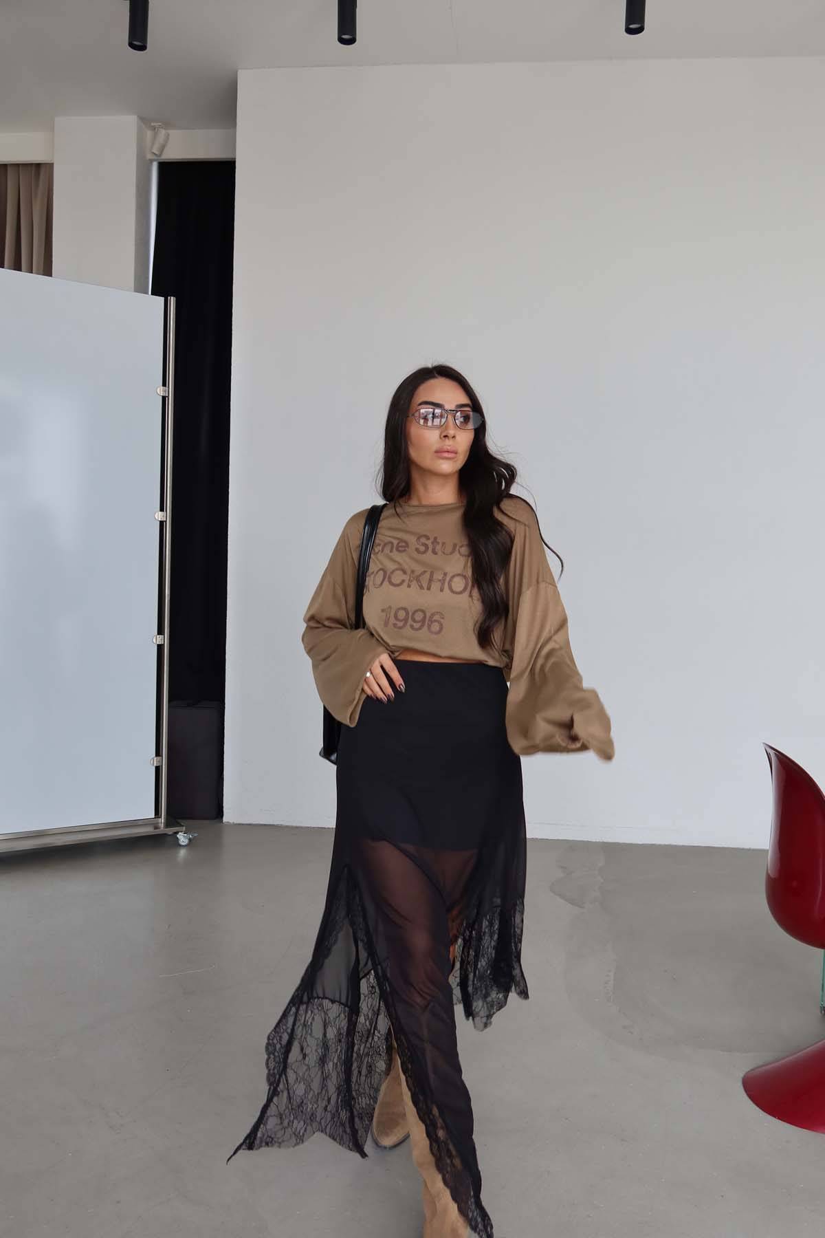 Asymmetric Cut Lace Skirt