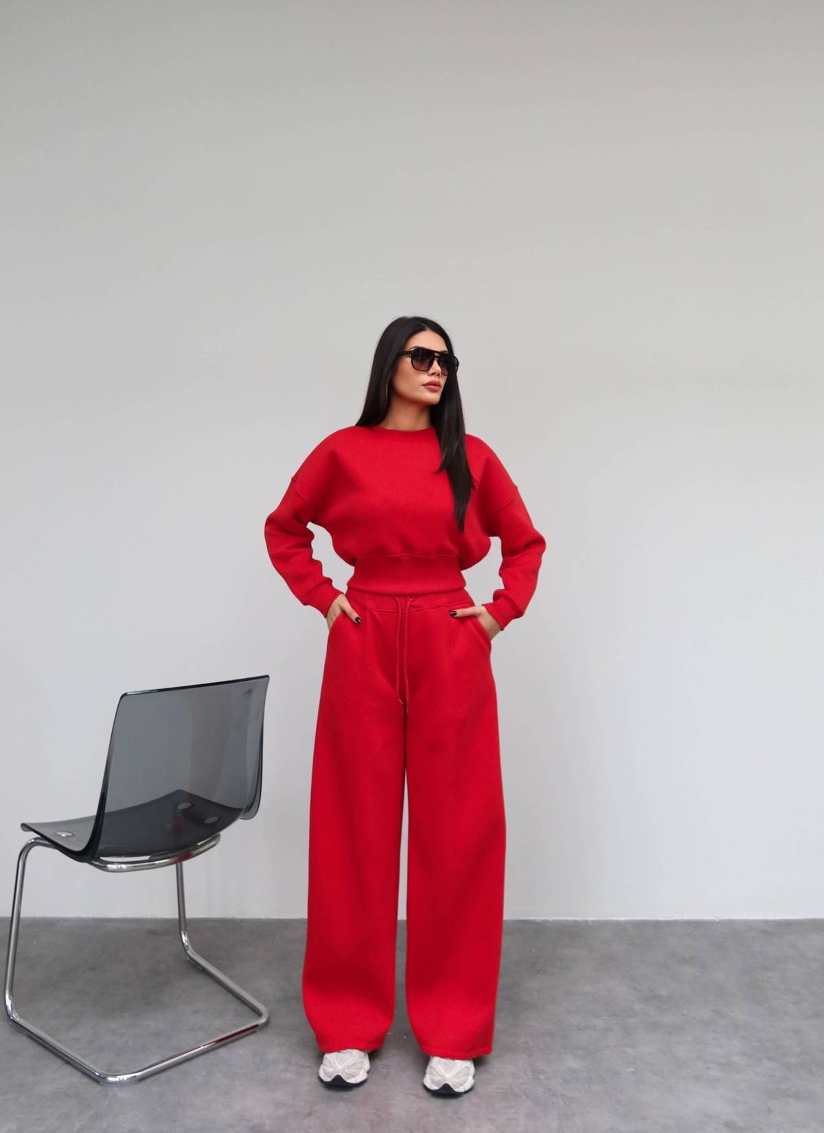 Cropped Sweatshirt Brushed Tracksuit Set — photograph 4