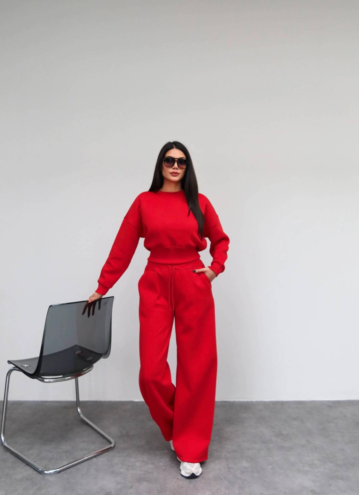 Cropped Sweatshirt Brushed Tracksuit Set — photograph 1