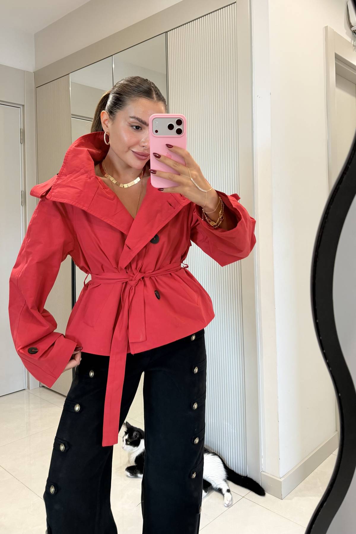 Saphira Belted Short Trench Coat — photograph 4