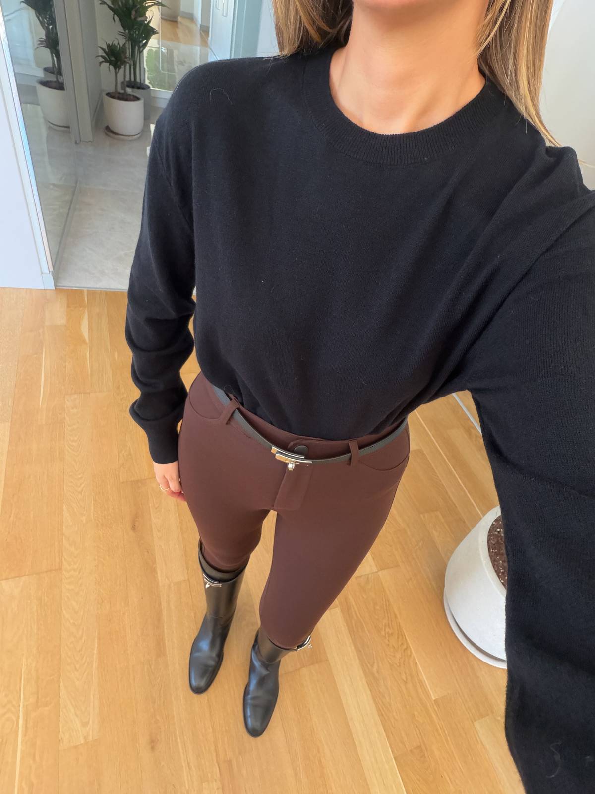 Crew Neck Basic Knit Black — photograph 3