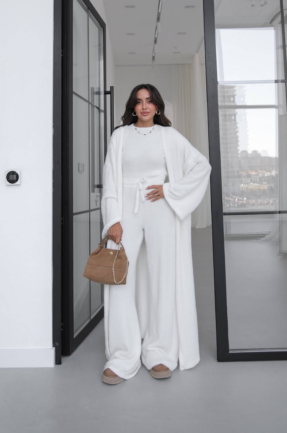 Ecru Soft Blouse Trousers Kimono Set — photograph 3